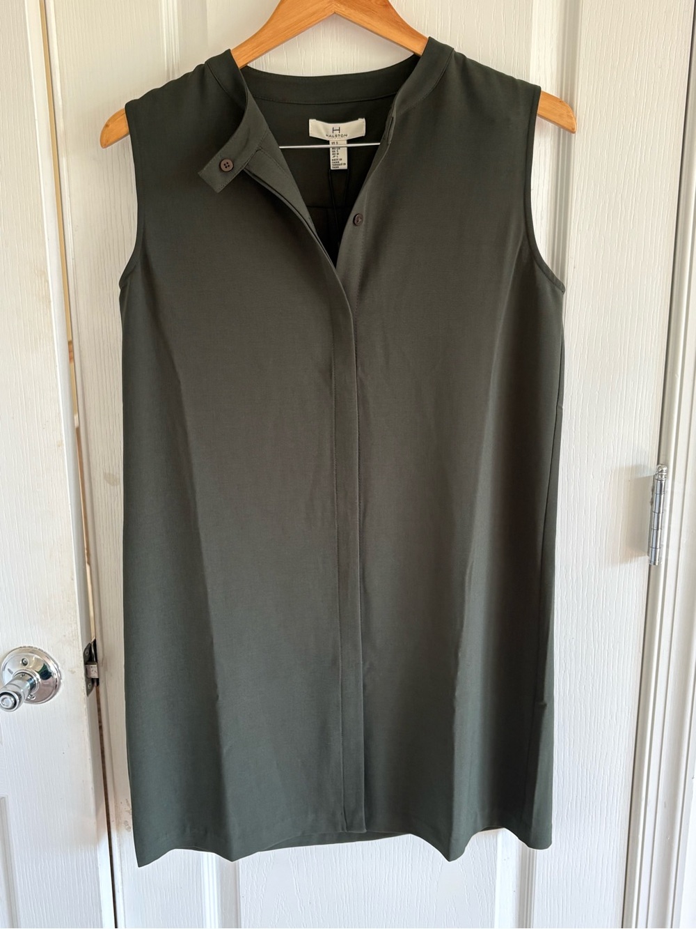 Halston Heritage Sleeveless Shift Dress in Olive NWT